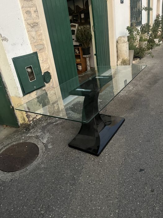 Mesa de jantar em vidro