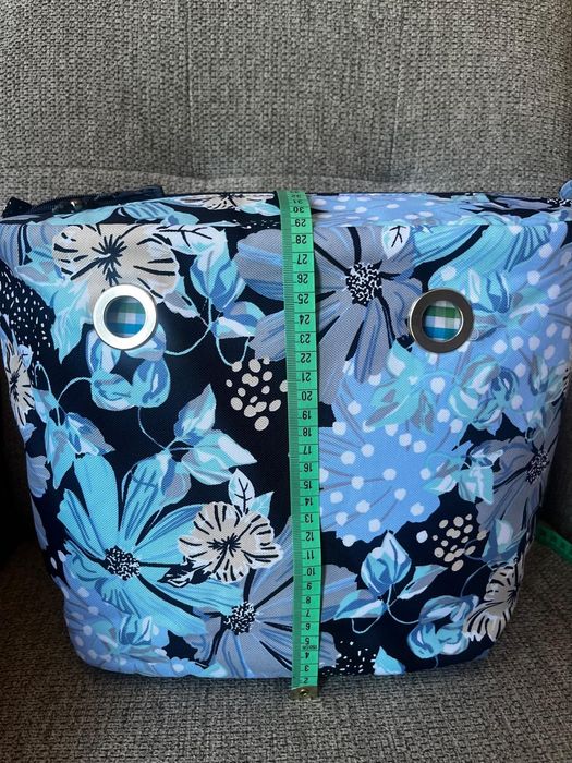 O bag niebieski organizator w kwiaty