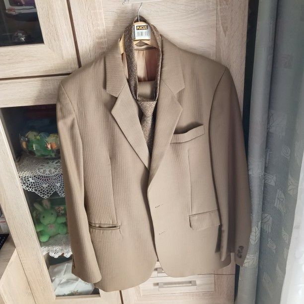 Marynarka z spodniami wzrost 176cm