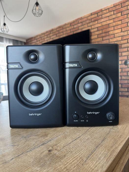 Monitory Studyjne bluetooth - Behringer Truth 4.5 BT
