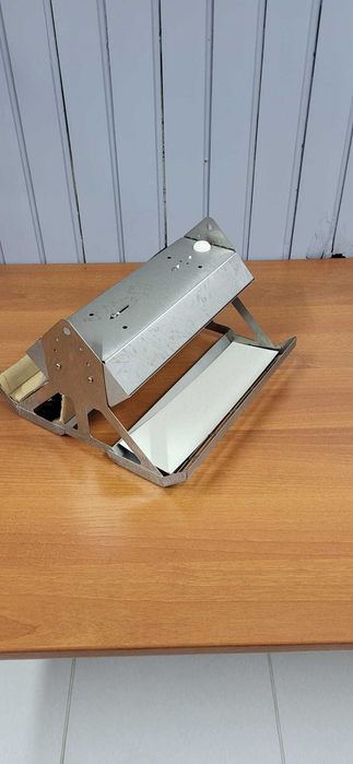 Inseto caçador Metal Industrial - Preto / Branco e INOX - Oportunidade