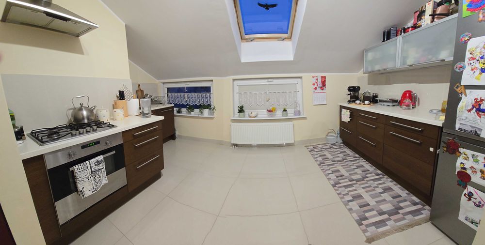 Przestronne 4 pokojowe mieszkanie z klimatyzacją