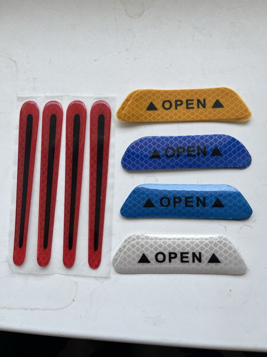 Светоотражатели / светоотражающие наклейки