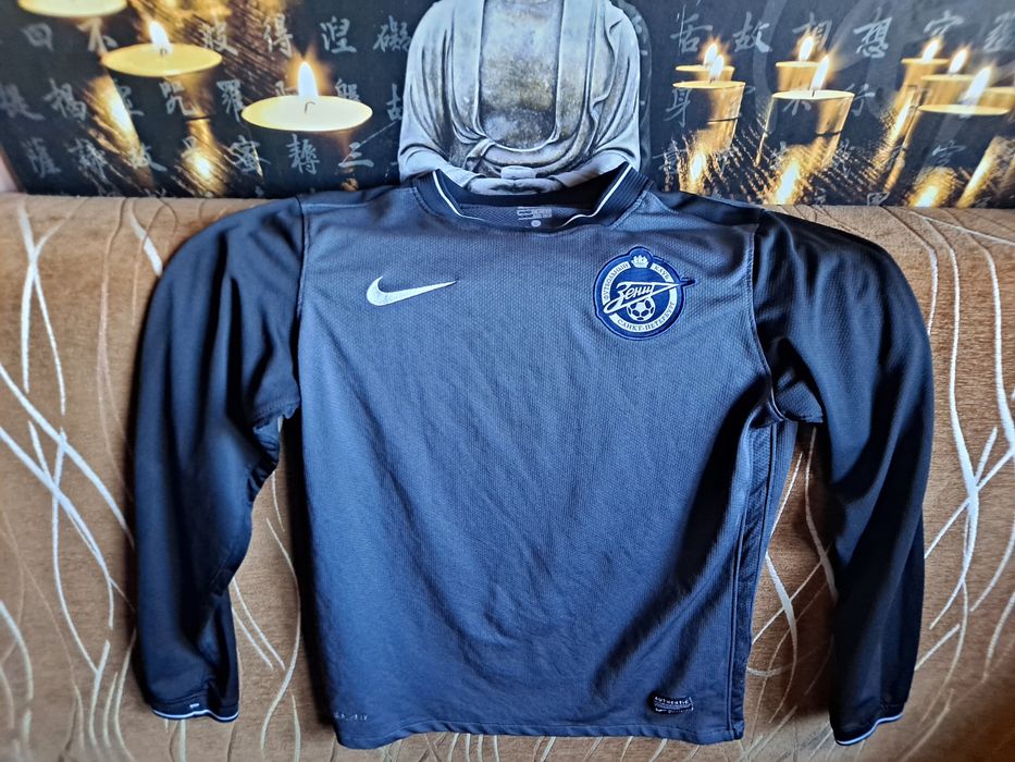Bluza zenit nike  152/158 cm 12/13 lat