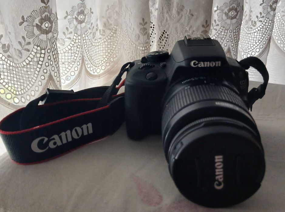 Maquina Fotográfica Canon Eos 100D