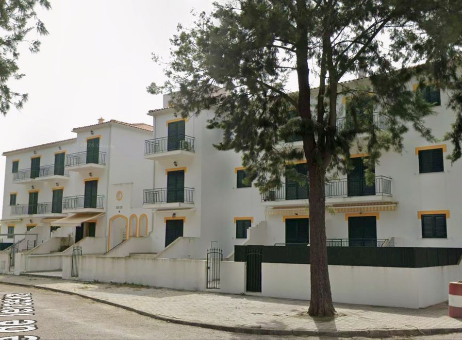 Apartamento T1+1 a 500 metros da Praia de Altura – Excelente Oportunidade de Investimento