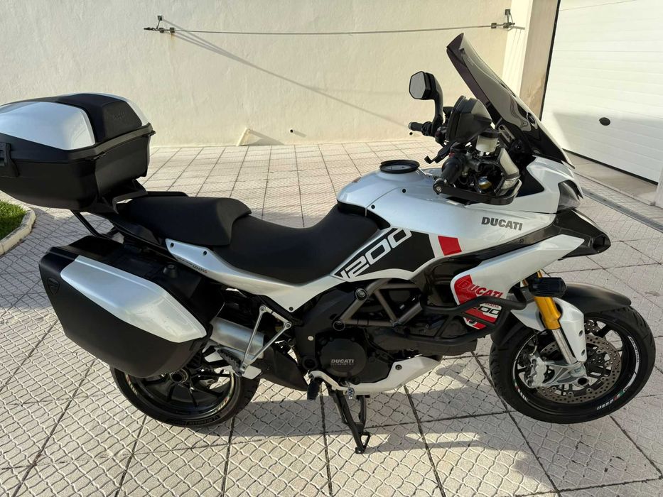 Moto Ducatti Multistrada 1200 S