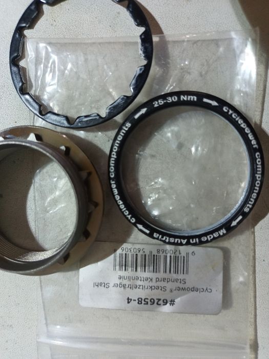 Нові тримач звёзд зірок Rohloff Carbon Drive та зірка 15t