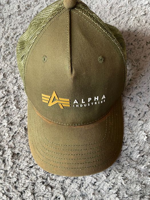 Alpha industrier oraz The North Face  czapki  ciekawe