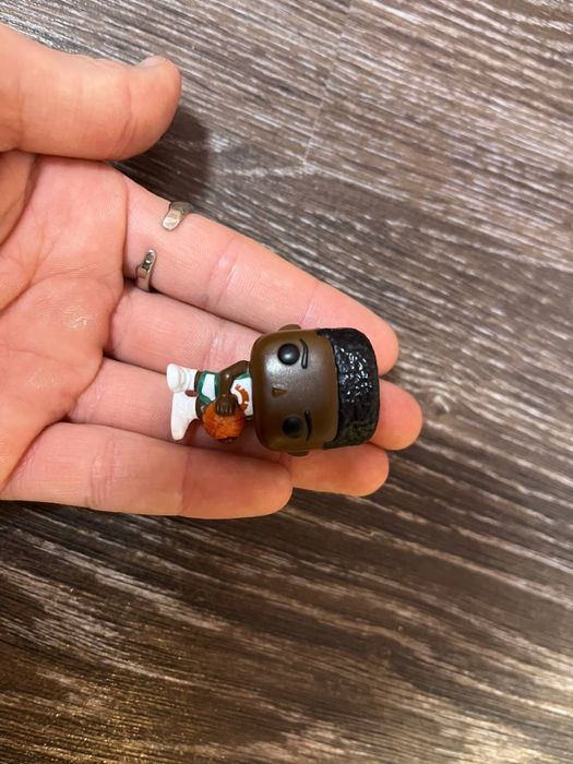 Фігурки дивні дива ( осд )