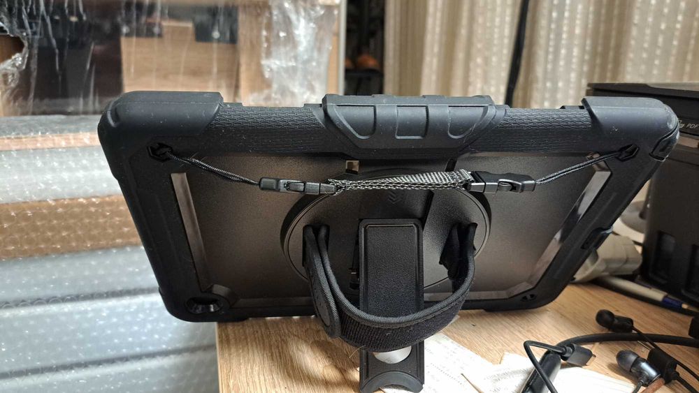 Tablet Samsung Galaxy A9+, SM-X210. + capa de proteção especial.