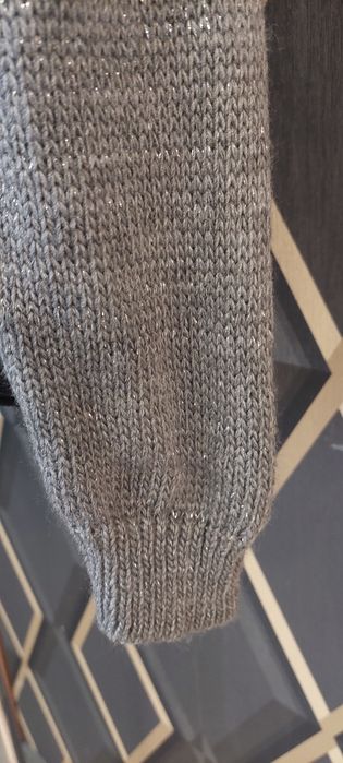 Sweterek top M-L 50 %