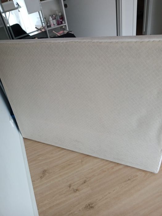 Cabeceira de cama