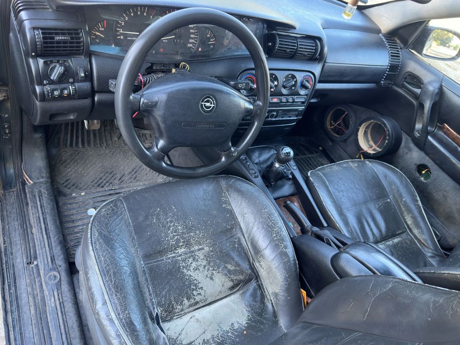 Продам Opel Omega на уверенном ходу