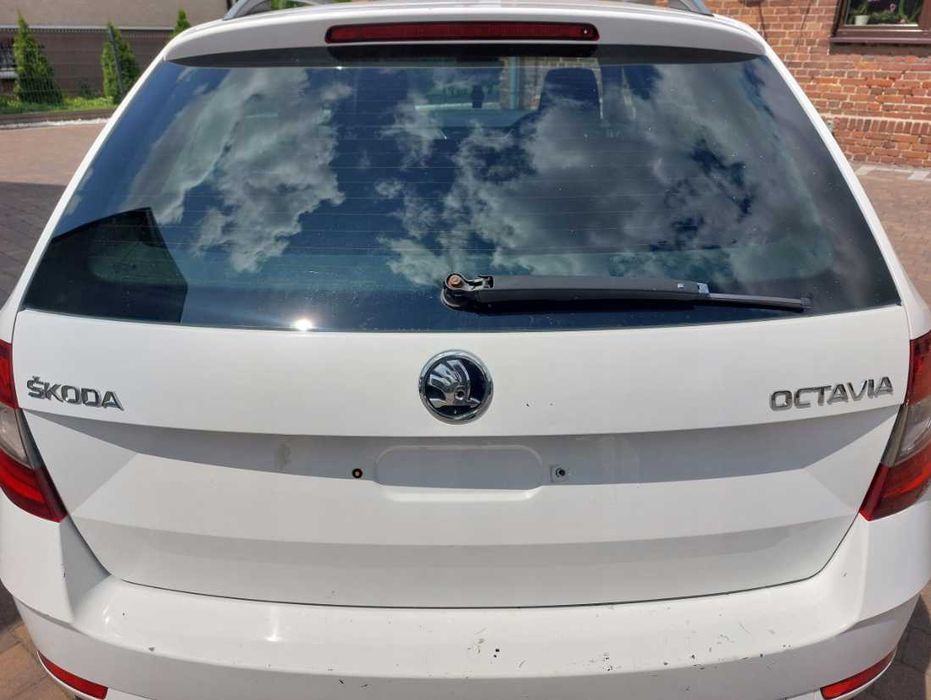 Крышка багажника Skoda Octavia III в цвет Европа Америка рест дорест