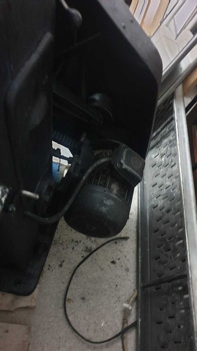 Máquina ADAST Grafopress