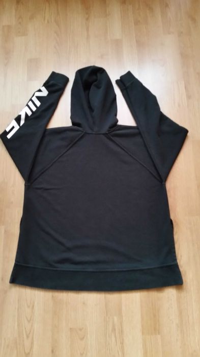 Bluza Nike Get Fit Women’s Pullover Graphic Training Hoodie Overside