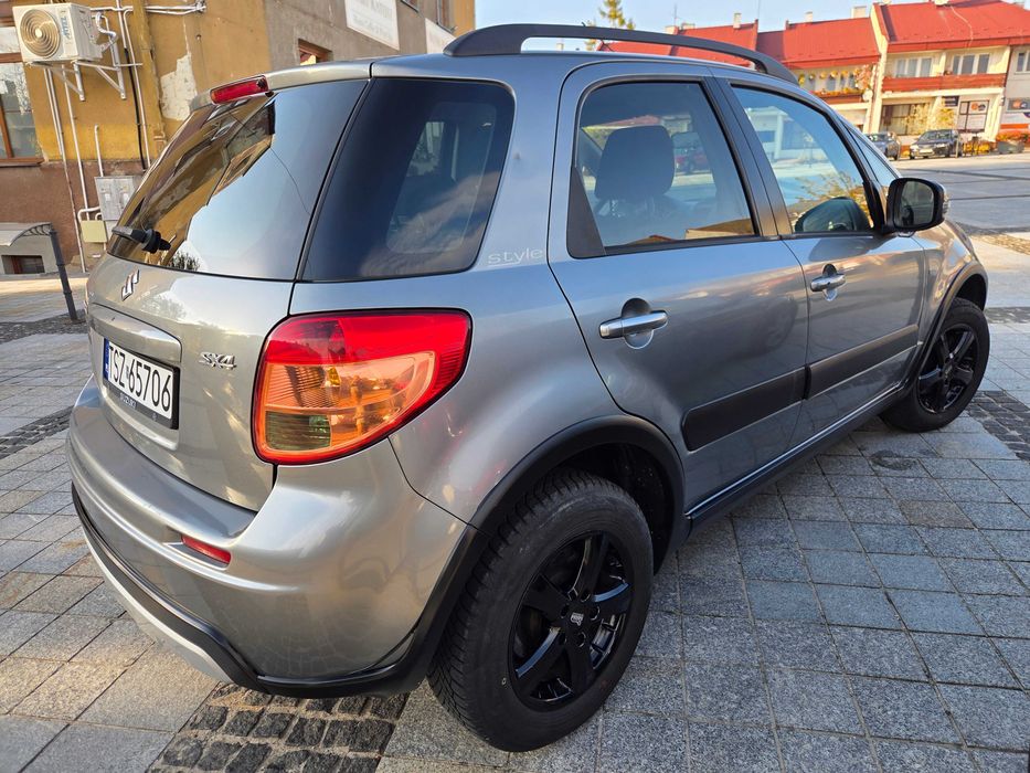 Samochód osobowy Suzuki SX4
