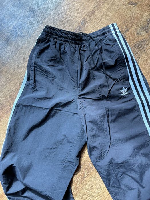 Spodnie ortalionowe Adidas XS