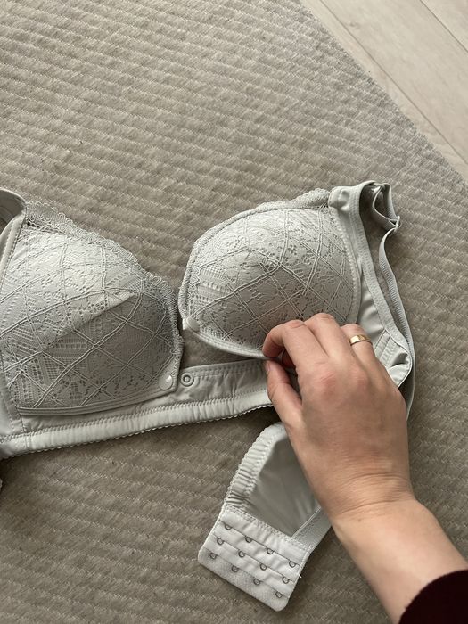 Бюстгалтер для годування