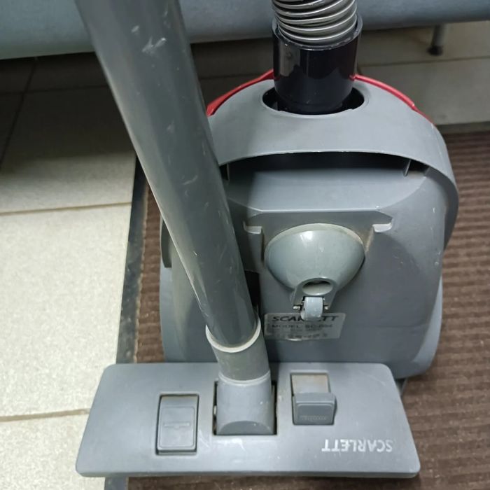 Пылесос Scarlett SC-084