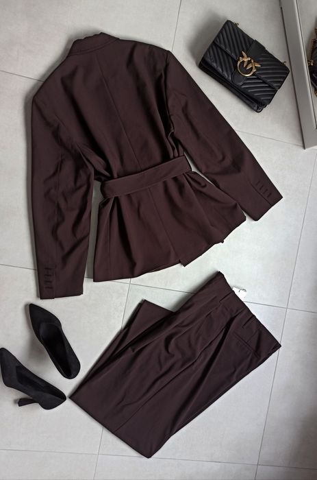 Zara garnitur czekoladowy brązowy spodnie marynarka wiązana s 36