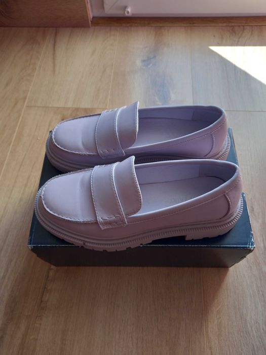 Buty dziewczęce mokasyny