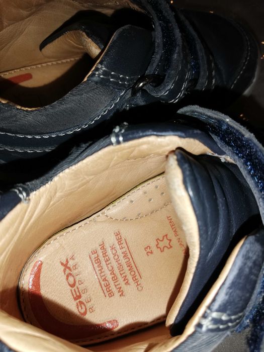 Botas Geox azul marinho tamanho 23