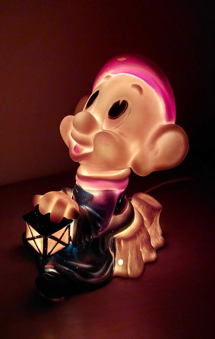 Raro e muito antigo Anão da Branca de Neve