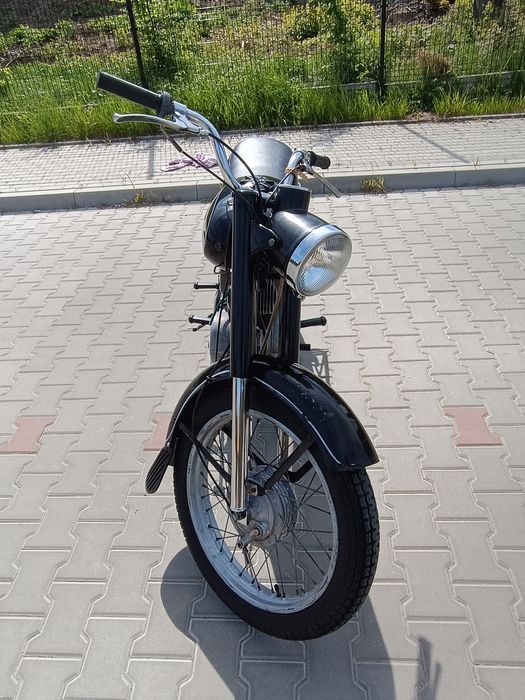 WSK 125 M06 B3 Garbuska