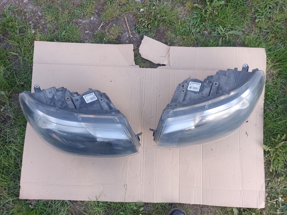 Volkswagen T5 lift lampa prawa lewa przód przednia