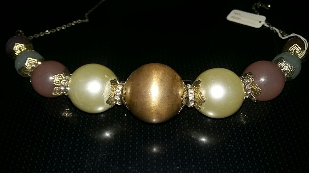 Бусы. Колье. Ожерелье. Цепь