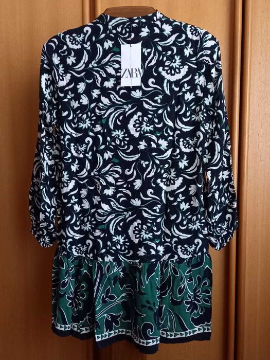 (NOVO C/ ETIQUETA, PORTES GRÁTIS) ZARA - Vestido Com Estampado Floral