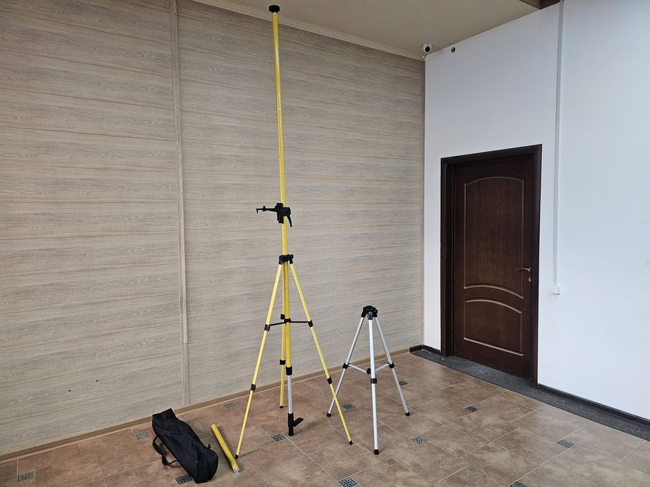 Штатив для Штанги 1,3м , тринога для распорки Лазерного уровня +Чехол