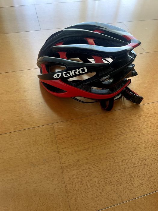 Capacete GIRO Atmos