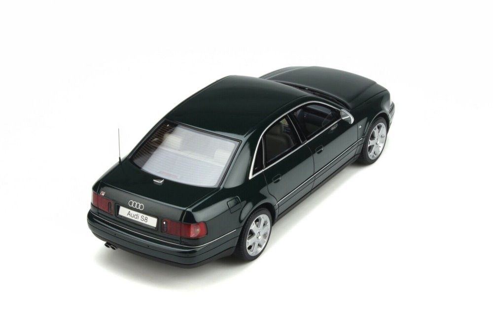 Audi s8 D2, model OTTO Mobile w skali 1/18