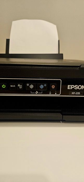 IMPRESSORA Epson Xp-235 com tinteiros novos