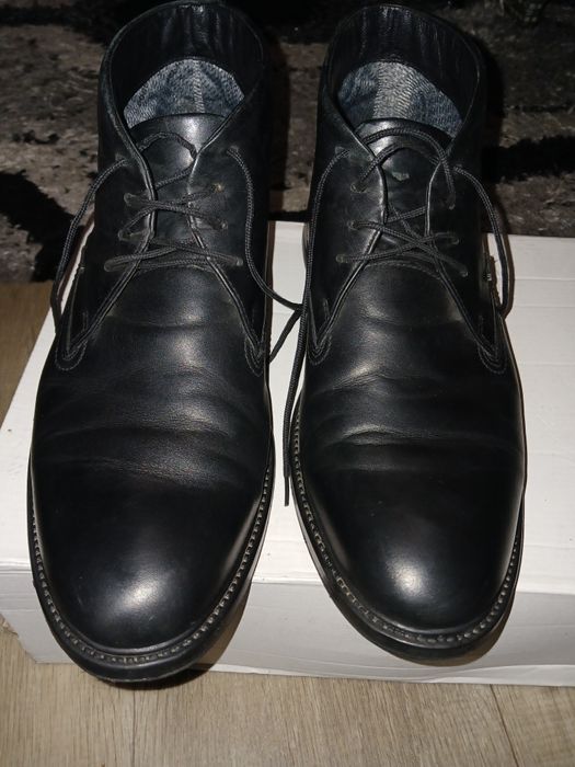 Продам зимние ботинки