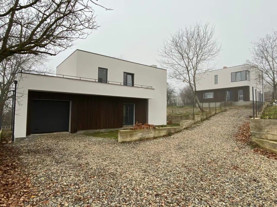 Продаж окремостоячого будинку, особняка, приватного котеджу, Роша Роща