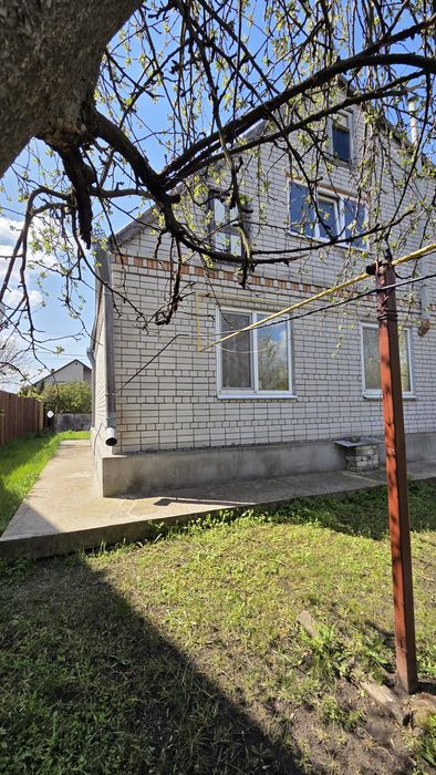 Продаж будинку у с.Піщанка