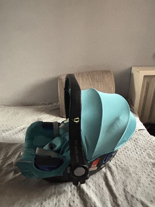 Продам дитяче автокрісло Britax Römer Baby-Safe (бірюзове)