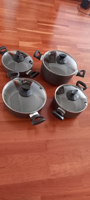 4 panelas Celar, em bom estado482666483119575043