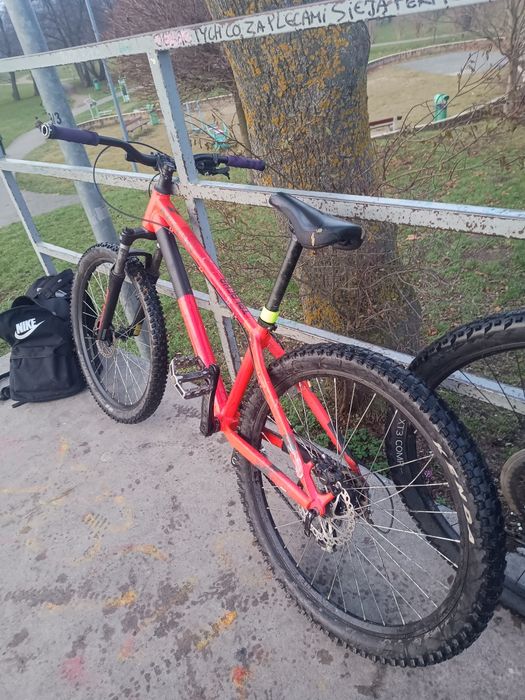 Rower Kellys whip 10 dirt