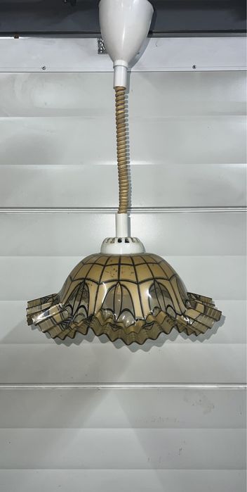 Люстра світильник