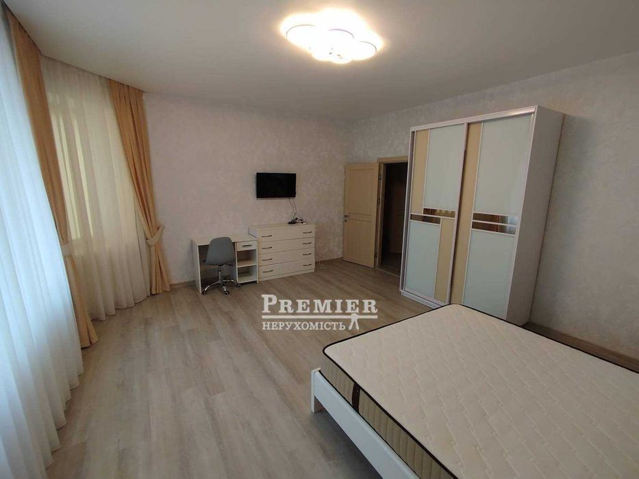 До продажу унікальна 3 кімн. квартира