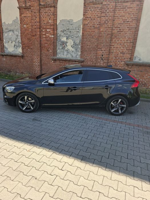 Volvo v40  D3 5 cylindrów  R-Desing