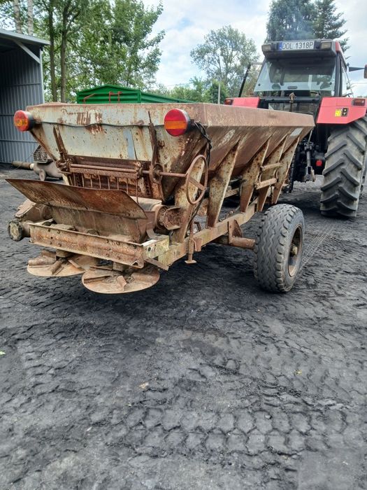 Rozsiewacz wapna RCW 3