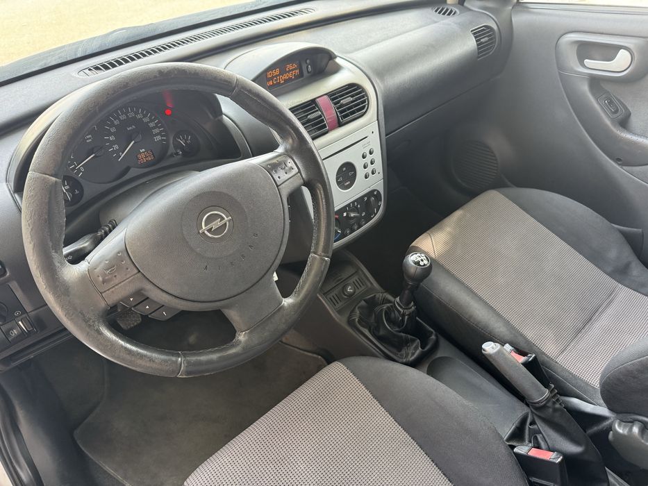 Opel corsa 1.2 16V