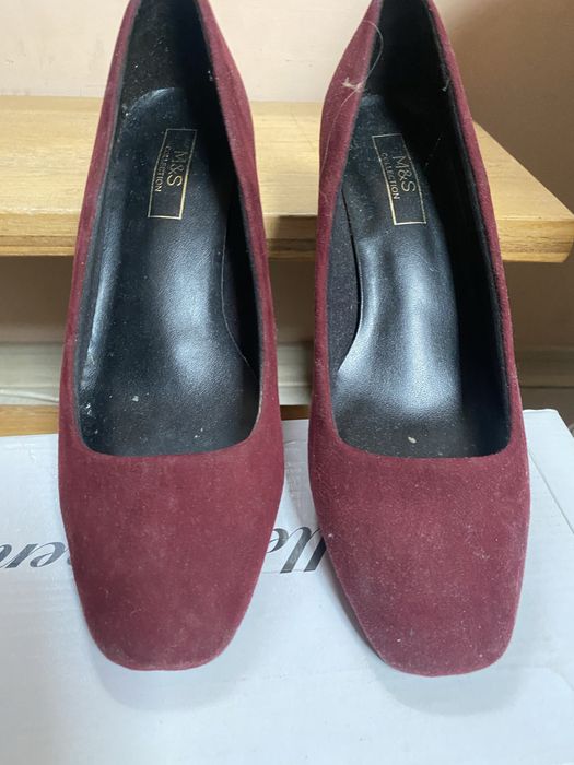 Buty M&S bordowe  38
