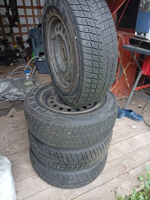 Koła 215/70 R15 2019R